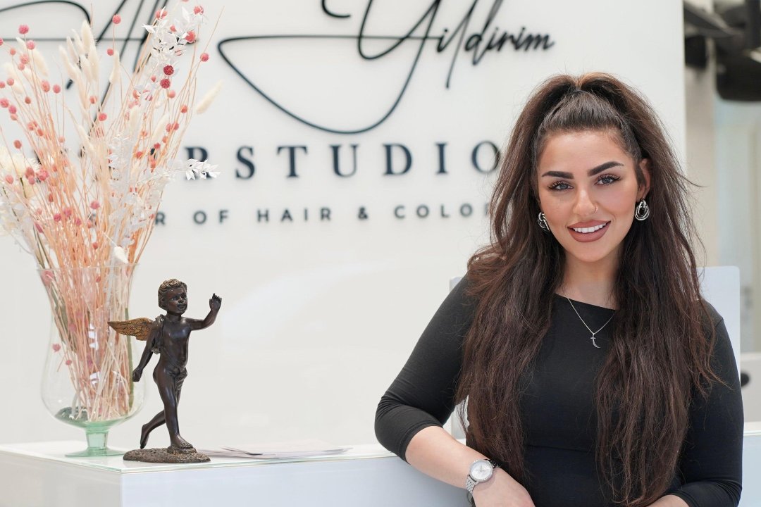 Alev Hairstudio, Poccistraße, München