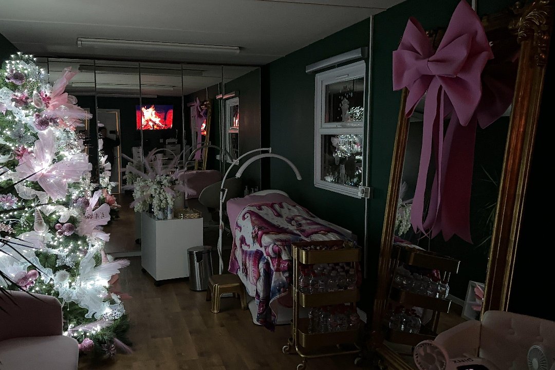 Cristina Beauty, Ardara