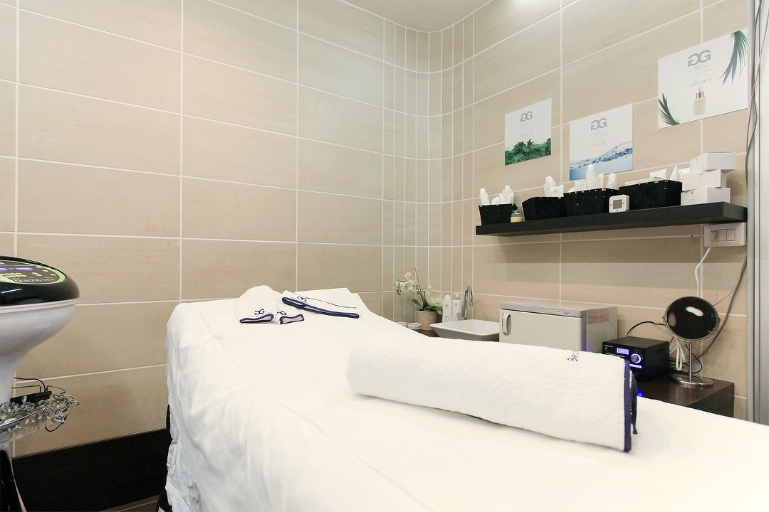 Beauty Center Meda 52, Tibaldi, Milano