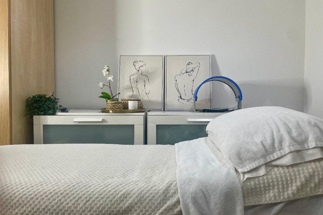 Skin with Louisa, Charminster, Dorset