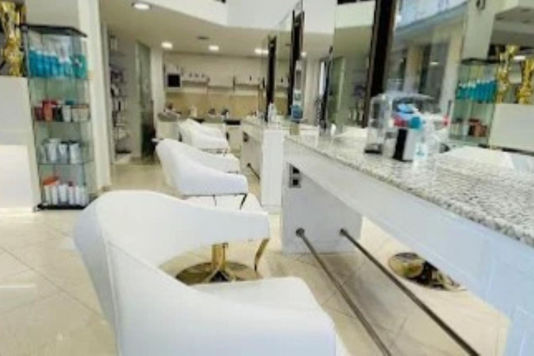 Royal Hair & Spa, Ampelokipoi, Αθήνα