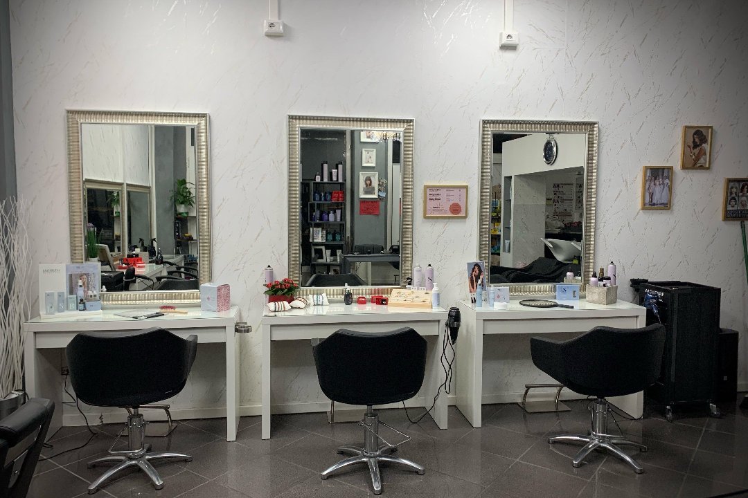 Metamorphosis Hair Stylist, Cintoia, Firenze