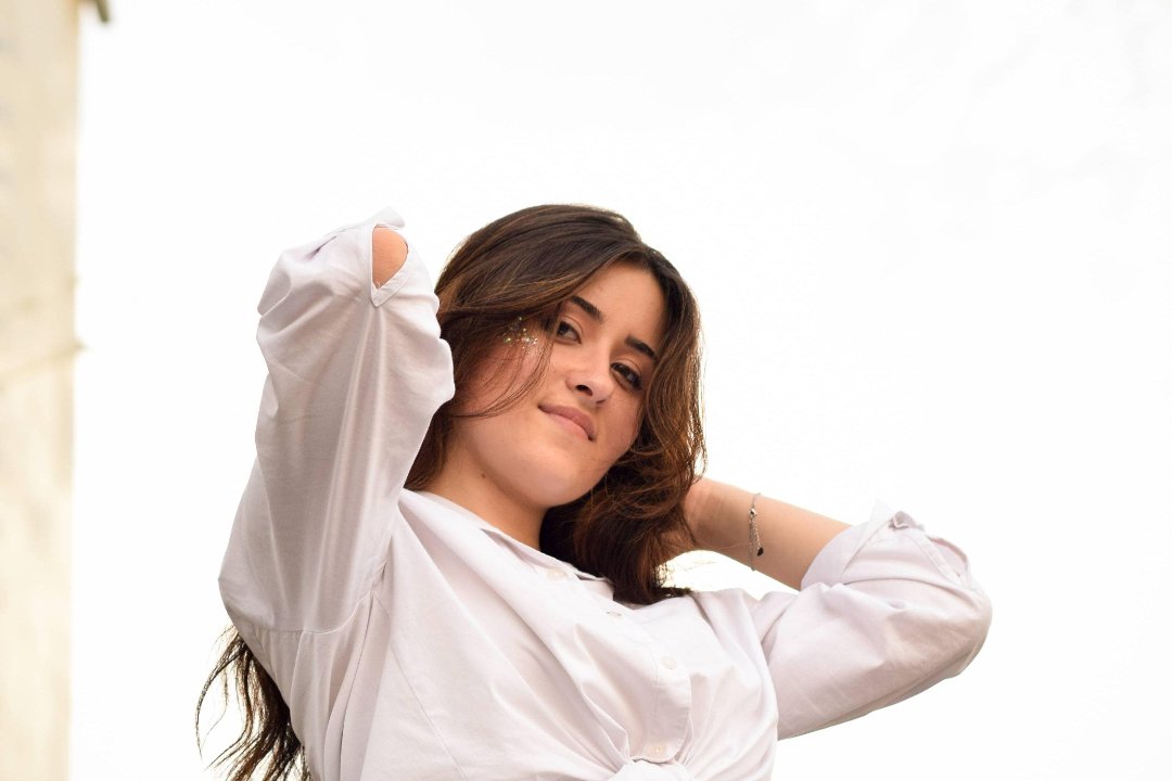 Hairstylist-Karina, Lentvaris