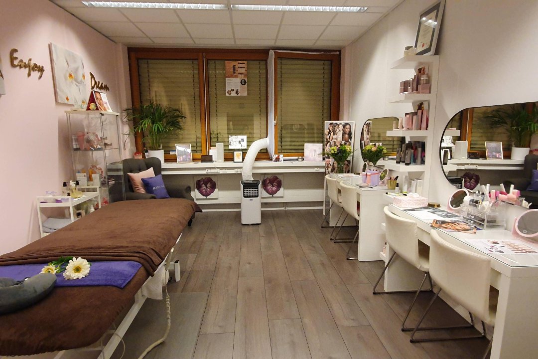 Jen's Skin Care, Cosmetics & Gifts, De Vaart, Almere