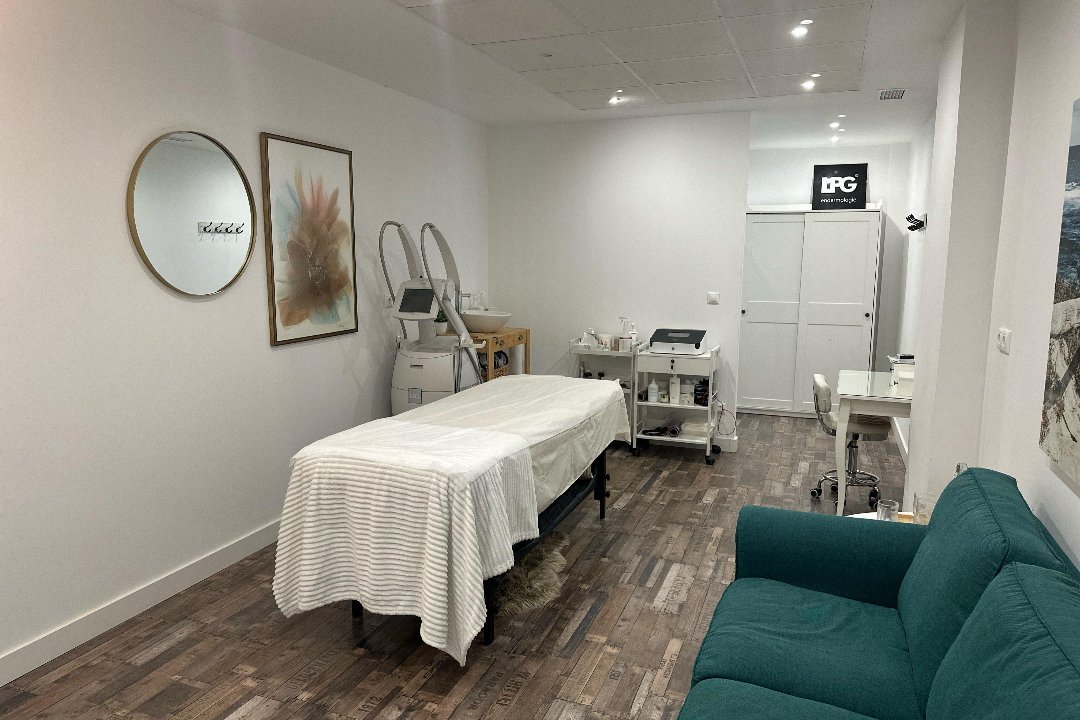 Aliot Esthetics, Mercado, Alicante