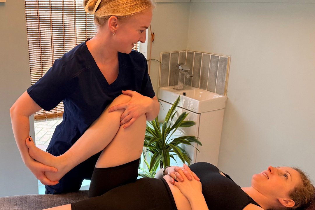 Recovery Routes Sports Massage, Toynbee Street, London