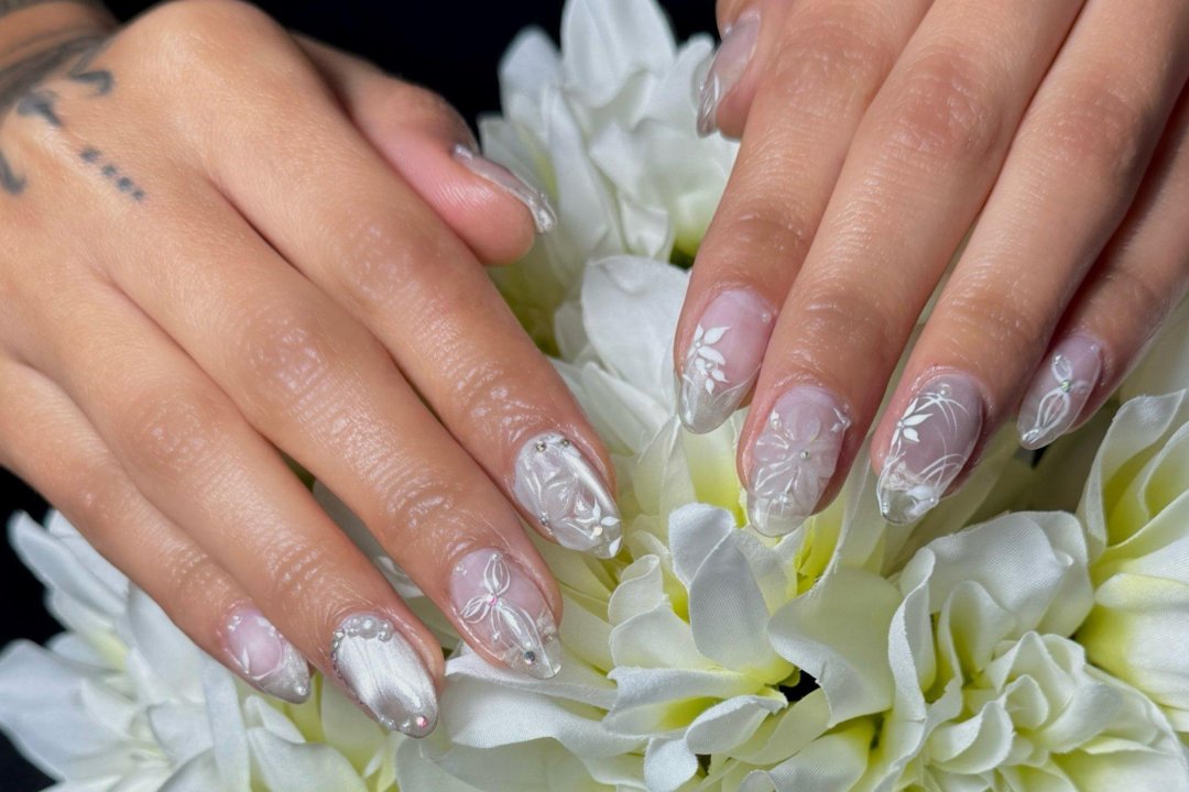 Espejo de Belleza | Nails | Manicura y Pedicura | Centro Estetico, El Guinardó, Barcelona