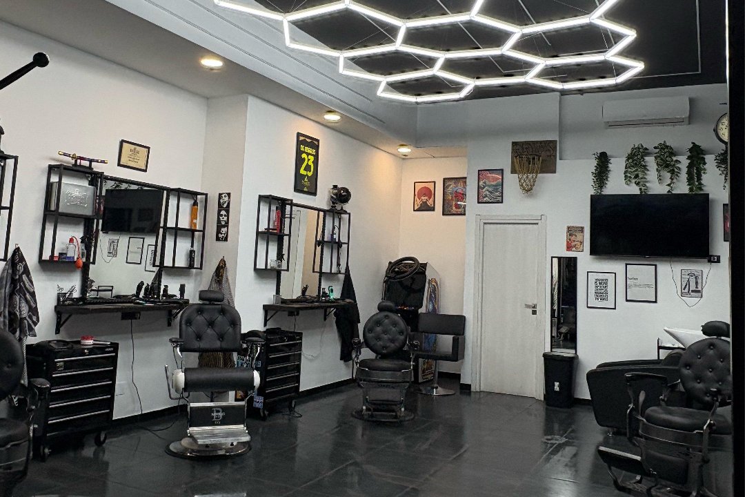 Old Ways Barber Clan, Pian due Torri, Roma