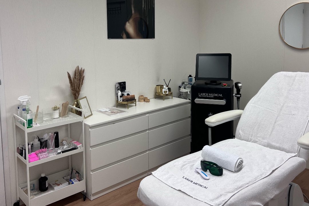 Aura Beauty en Laser Clinic, Berkel Westpolder, Zuid-Holland