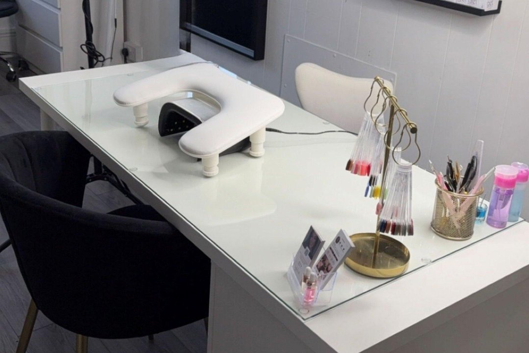 By Gabriella, Aldridge, West Midlands County