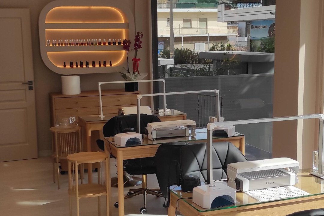 Νailtown Dasos, Haidari, Αττική