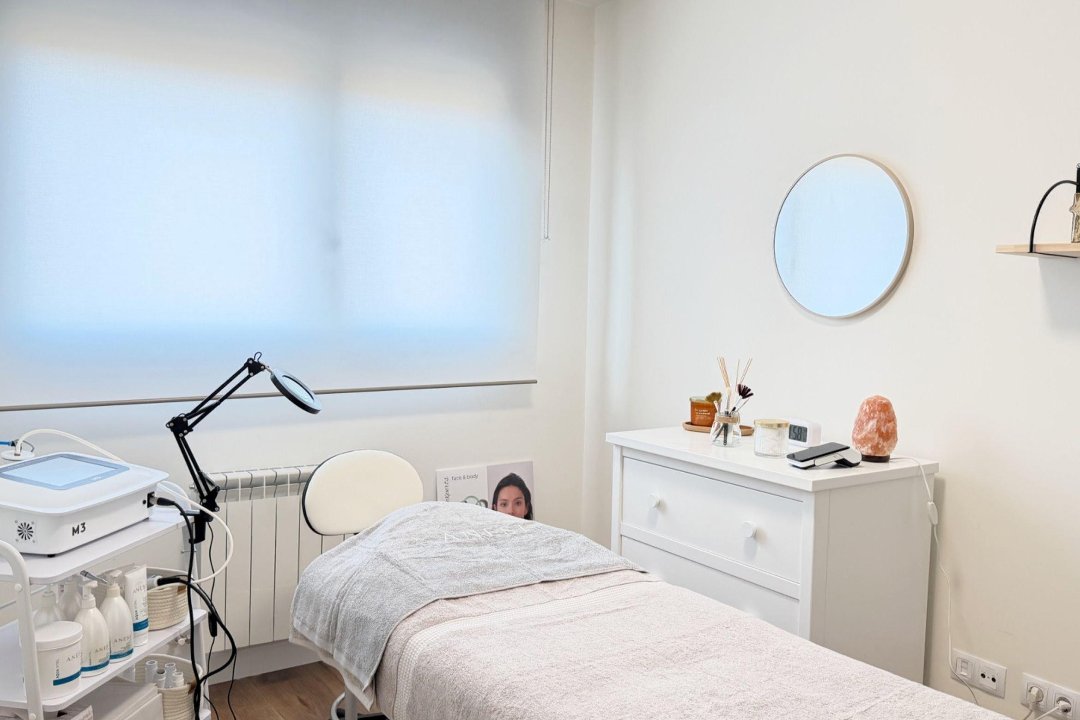 Yolanda Cledera Estética, Distrito IV Ensanche, Comunidad de Madrid