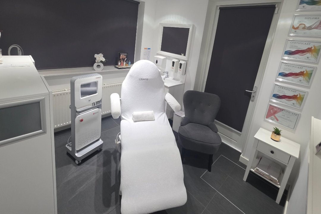 Infinite Hair and Beauty, Sieradenbuurt, Almere