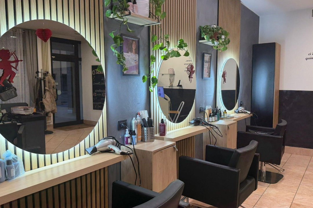 Elite Parrucchieri Estetica, Muggiò, Lombardia