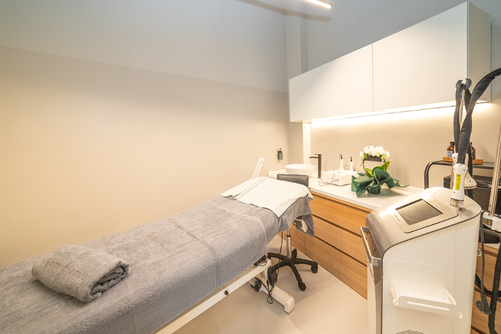 Angolo del Benessere Farmacia Bruni - Épilation Messina - Photo de galerie - OneBooking
