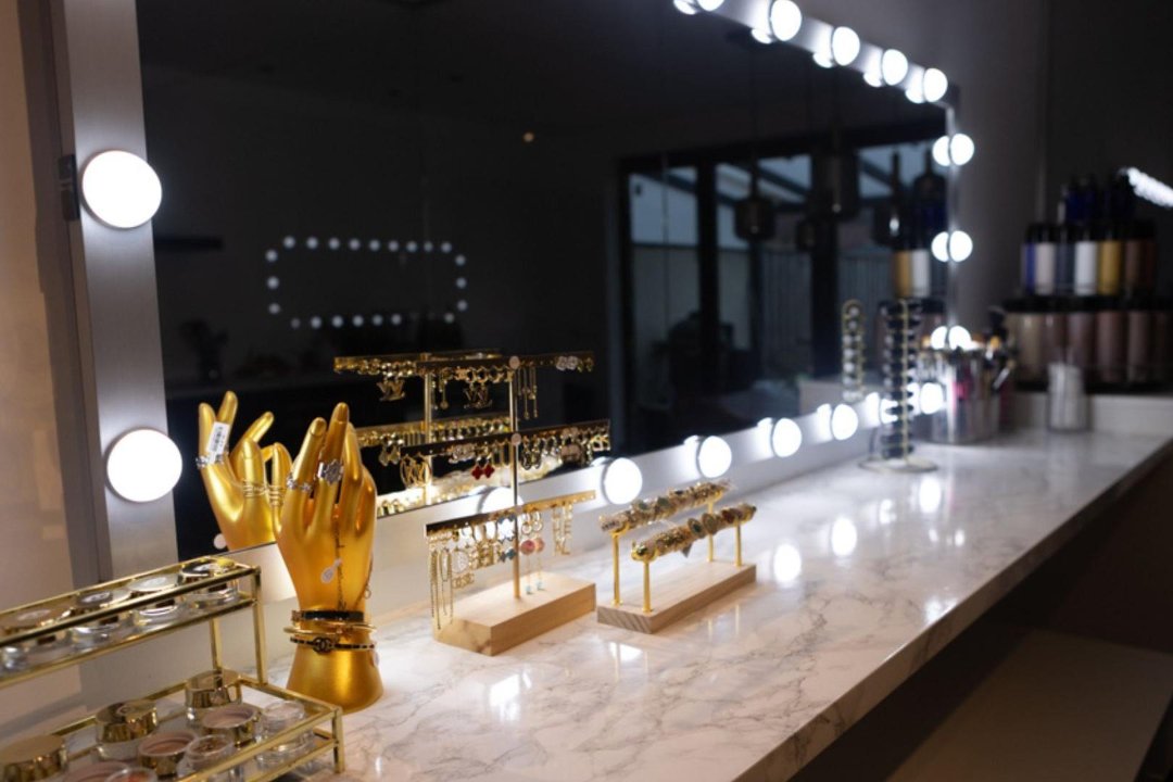 Beauty by Iriss, Helmond, Noord-Brabant