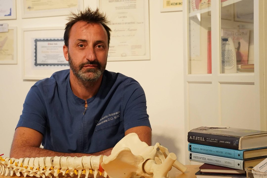 Antonio Antonacci - Osteopata D.O., Petroselli, Roma