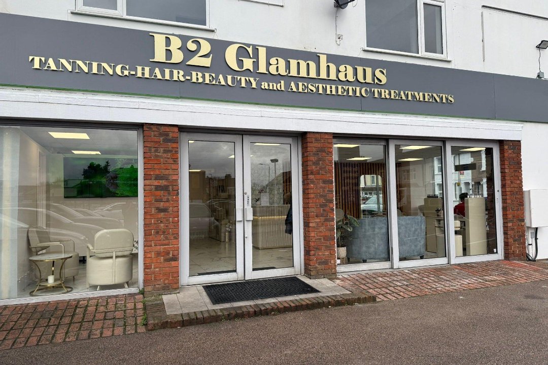 Lisa B2 GlamHaus, East Wickham, London