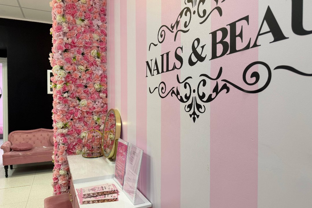 Lia Salone di Bellezza, Sestri Ponente, Genova