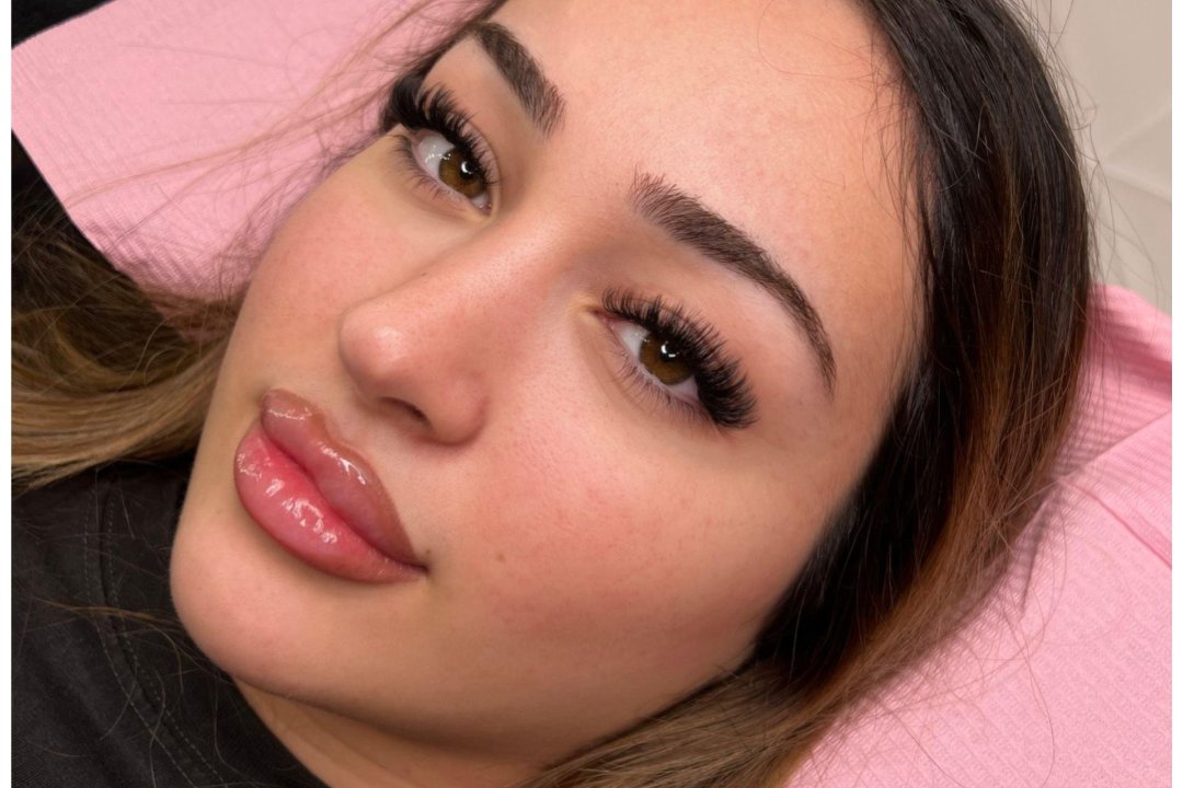 Sweetest Lashes, Enfield, Freezy Water, London