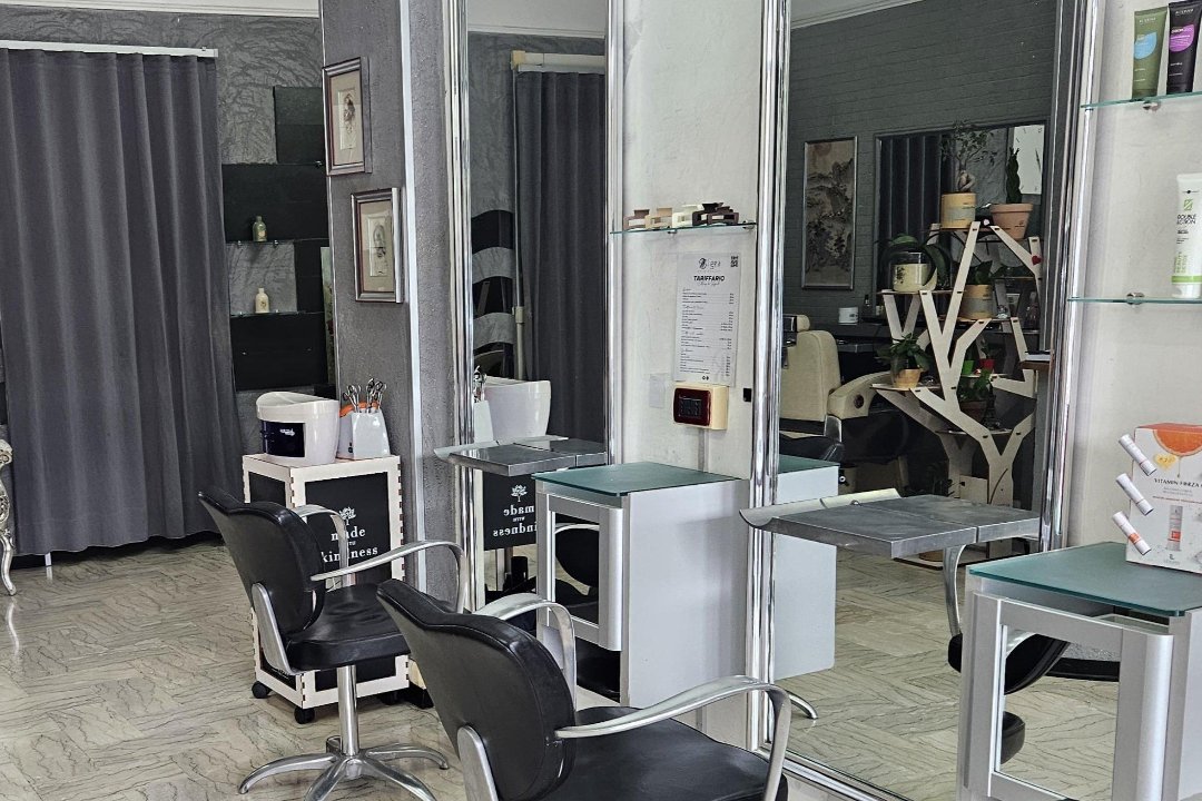 Igea Hair Stile Latina, Prampolini, Latina