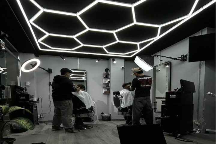 Fade It Men’s Salon - Barbier Horta-Guinardó - Photo de galerie - OneBooking