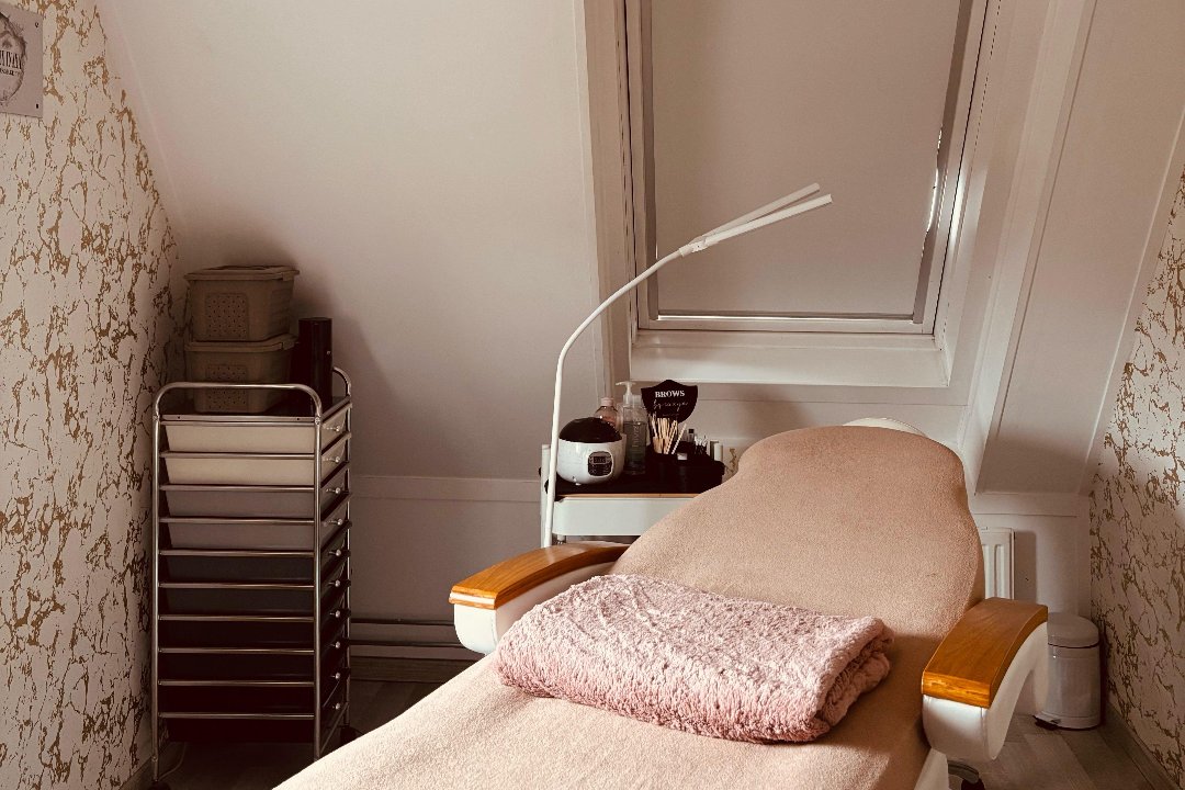 beauty by inaya, Breukelen, Provincie Utrecht