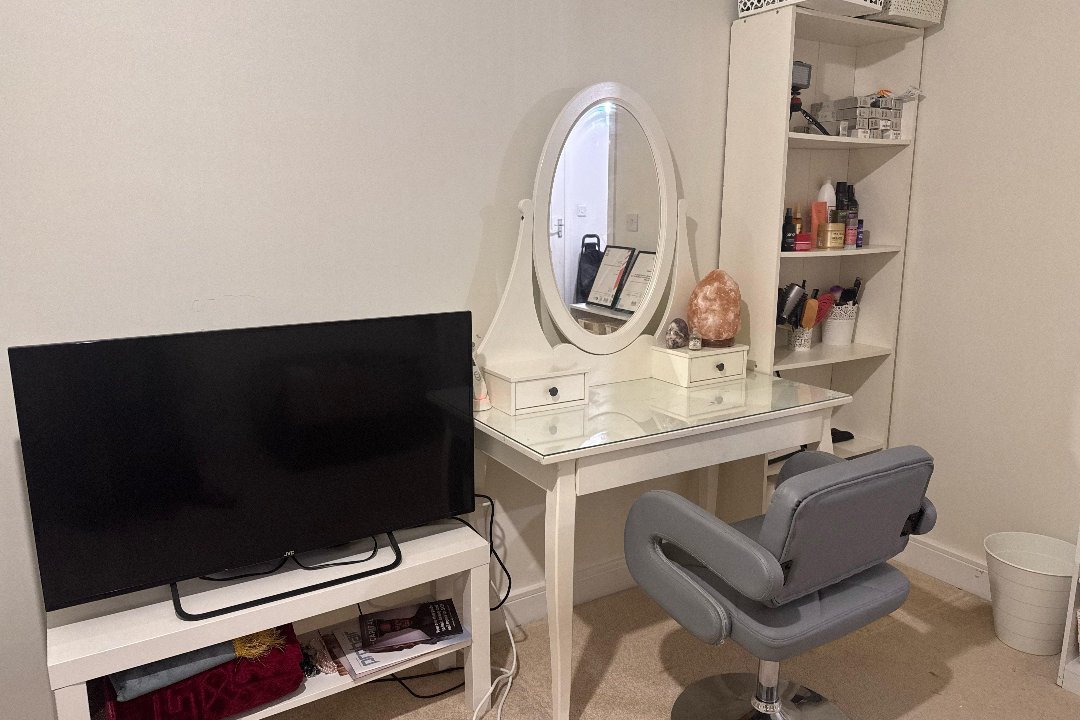 Sakastudio, Goodmayes, London