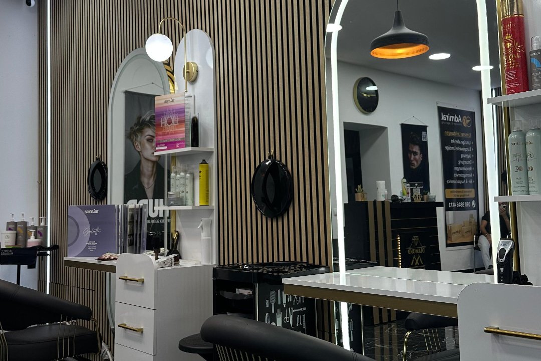 Diamond Hairstyle, Prenzlauer Allee, Berlin