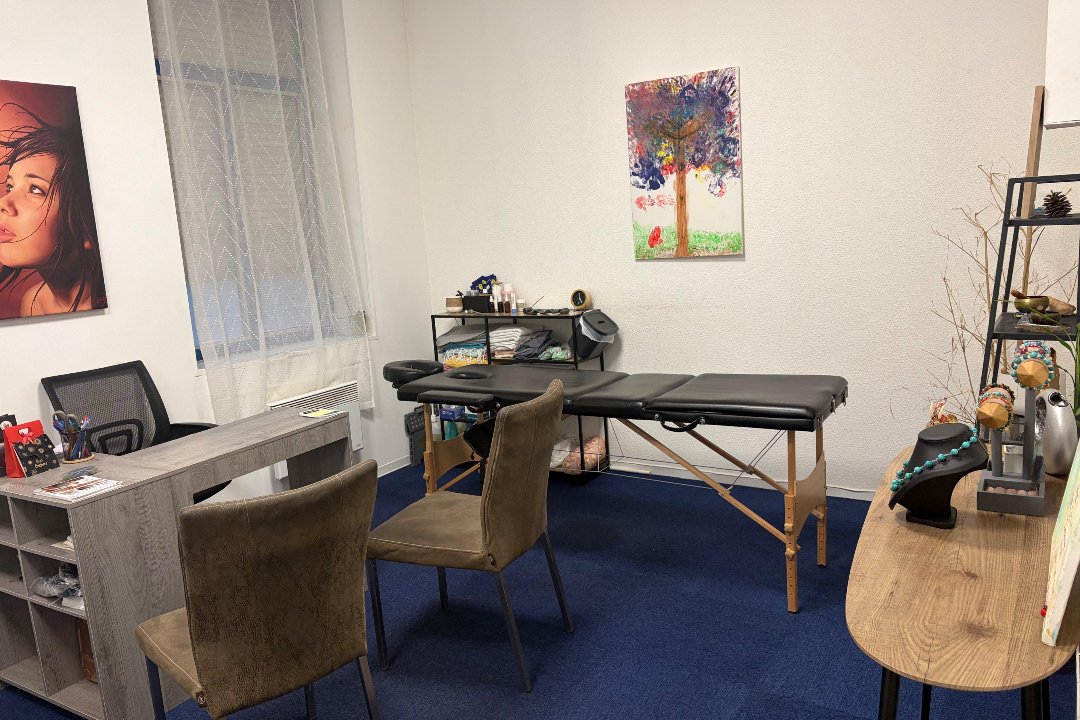 Jessica Lamerand, Cabrieres, Languedoc-Roussillon