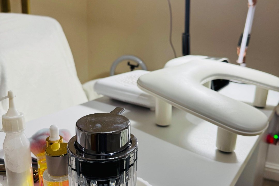 24 Nails, Corn Exchange, Leeds