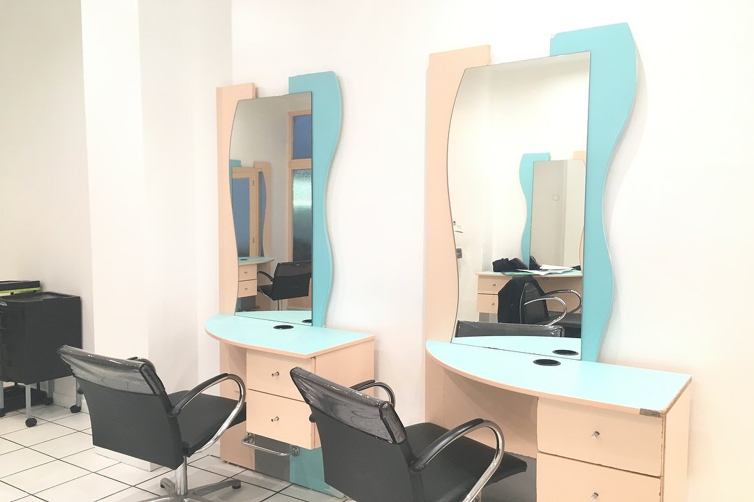 3 Coiffeurs Coiffure A Nanterre Hauts De Seine Treatwell