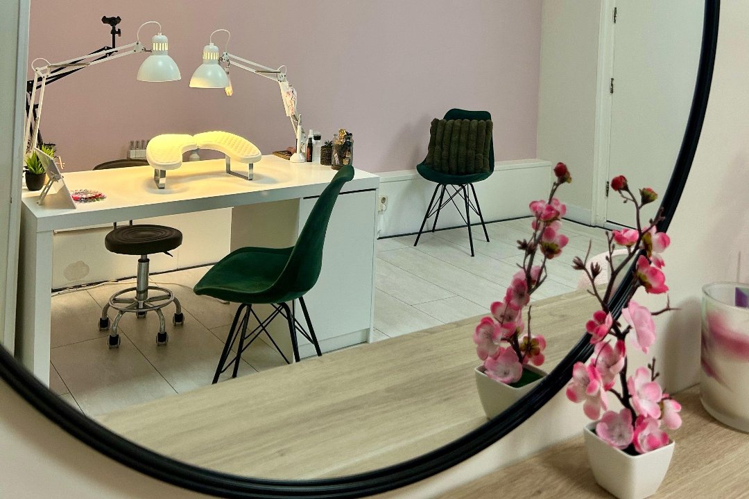 Balyi Nails, Heesterbuurt, Den Haag