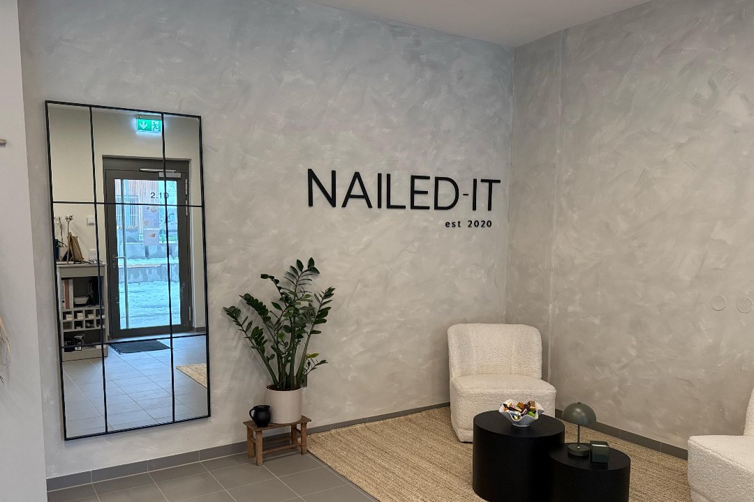 NAILED-IT, 22. Bezirk, Wien