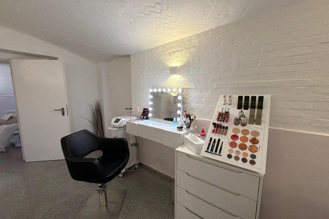 MG Esthetic | Kosmetik | Gesichtsbehandlung, Reinbek
