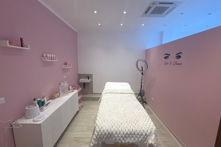 Tocco d'Essenza - Onglerie Novara - Photo de galerie - OneBooking