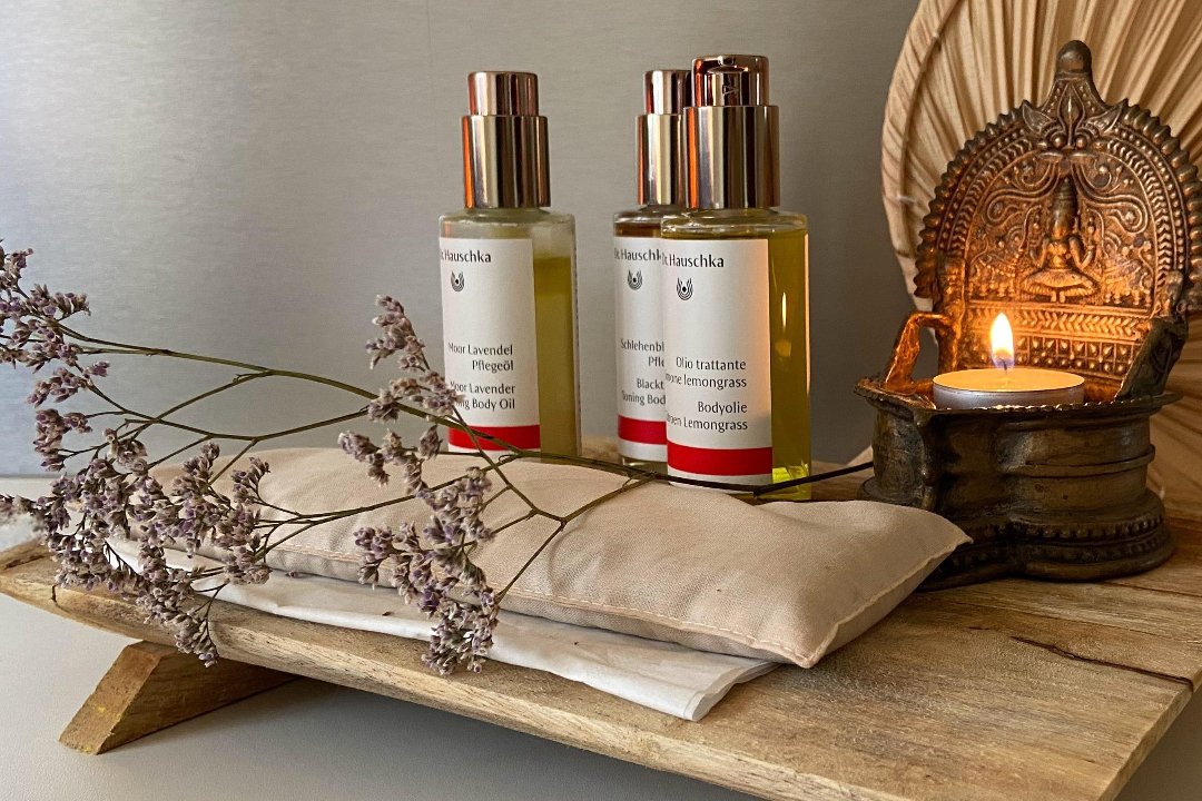 Hemelse Handen, Filmwijk, Almere