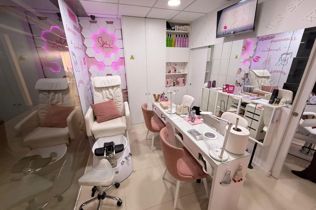 Vanessa Valentine Nail Beauty, Carcavelos, Distrito de Lisboa