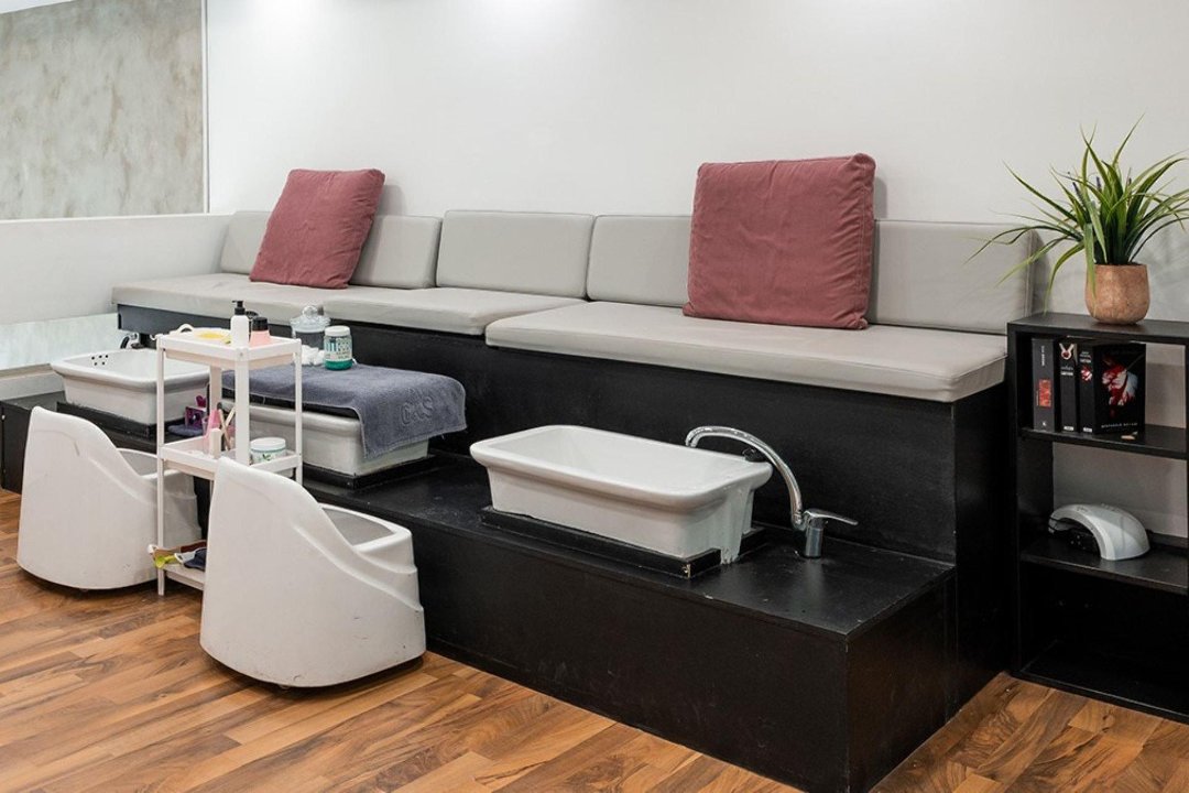 Telis Kikeris Γλυφάδας, Glyfada, Αττική