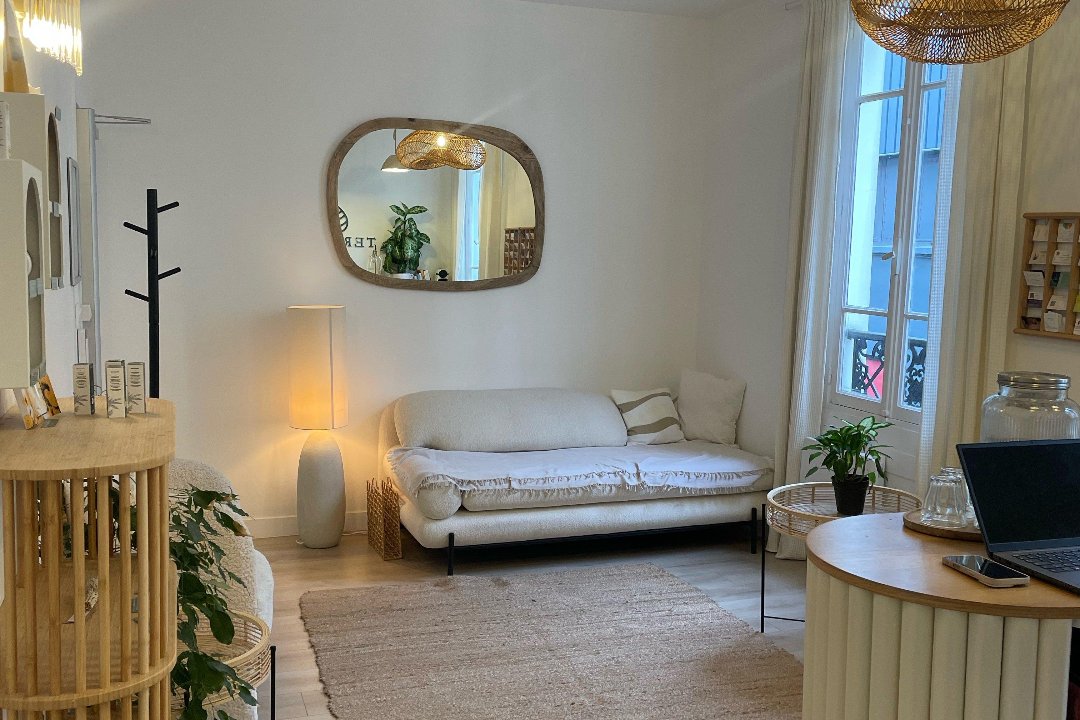 Charlène Reyes - Drainage Lymphatique Renata Franca - Paris 11, Av. Ledru Rollin, Paris