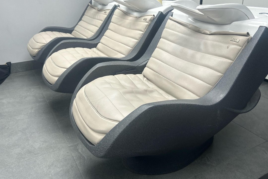 Bond's and Co, Porth, Rhondda Cynon Taff