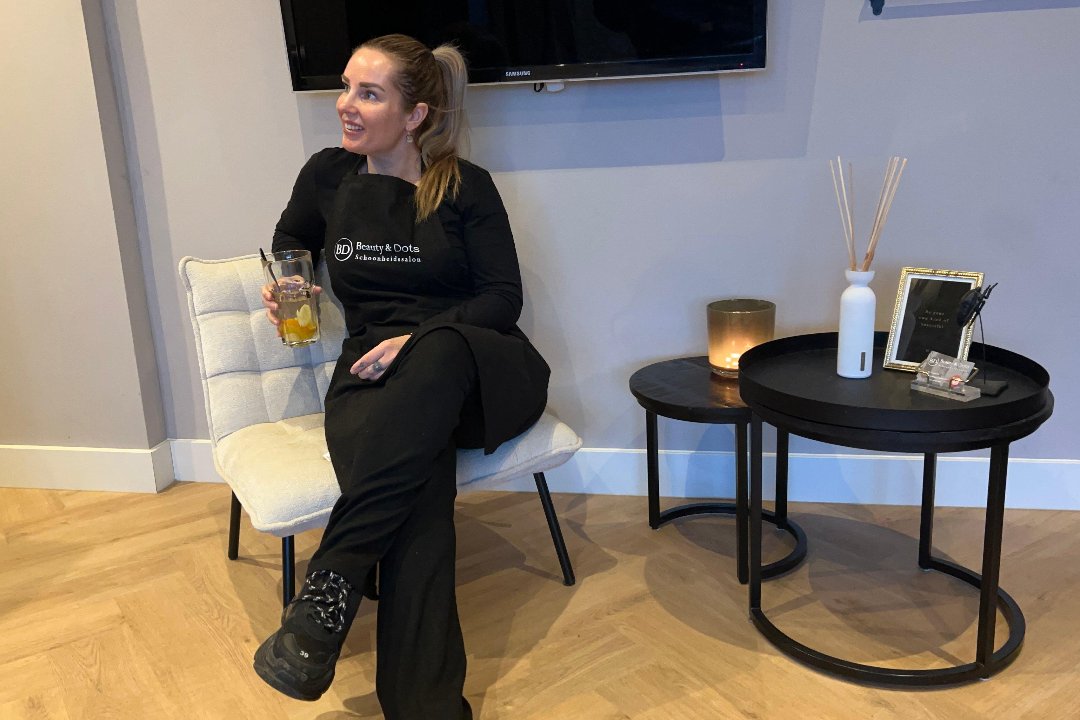 Beauty and Dots, Lelystad Centrum, Flevoland