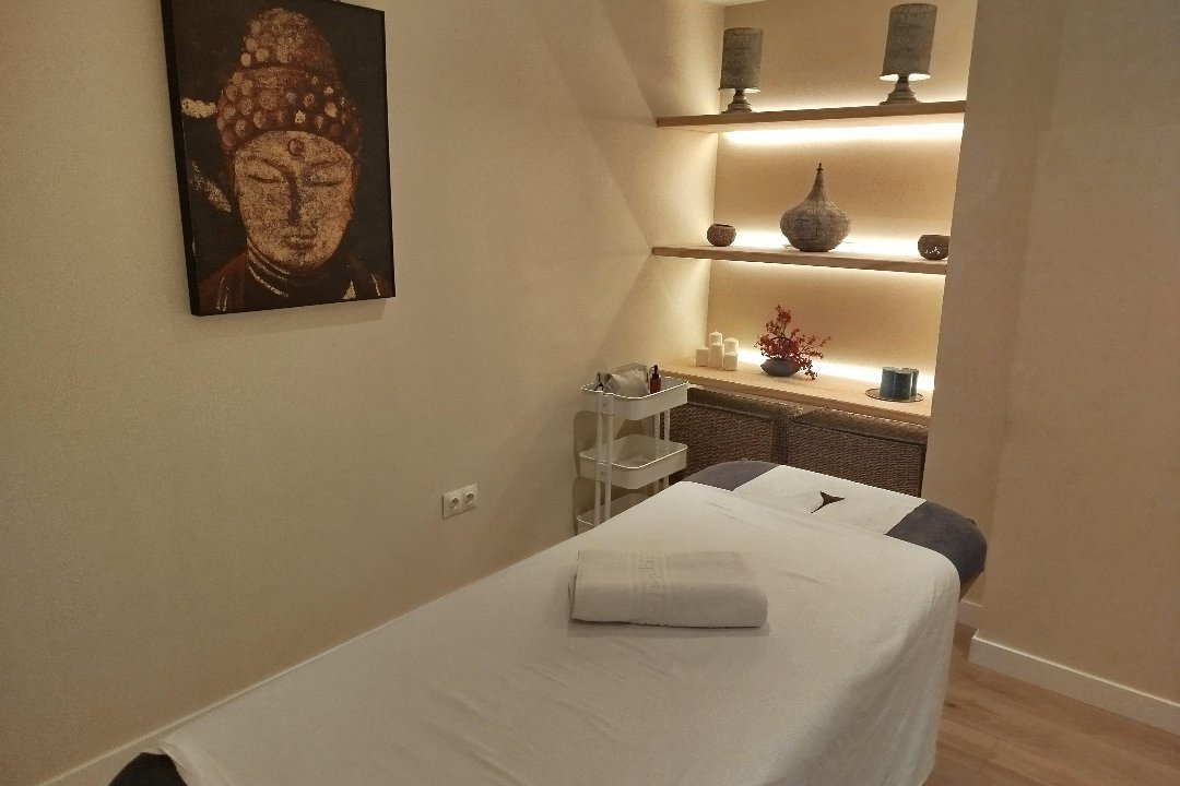 Miriam Ariño, Carrer de la Creu Coberta, Barcelona