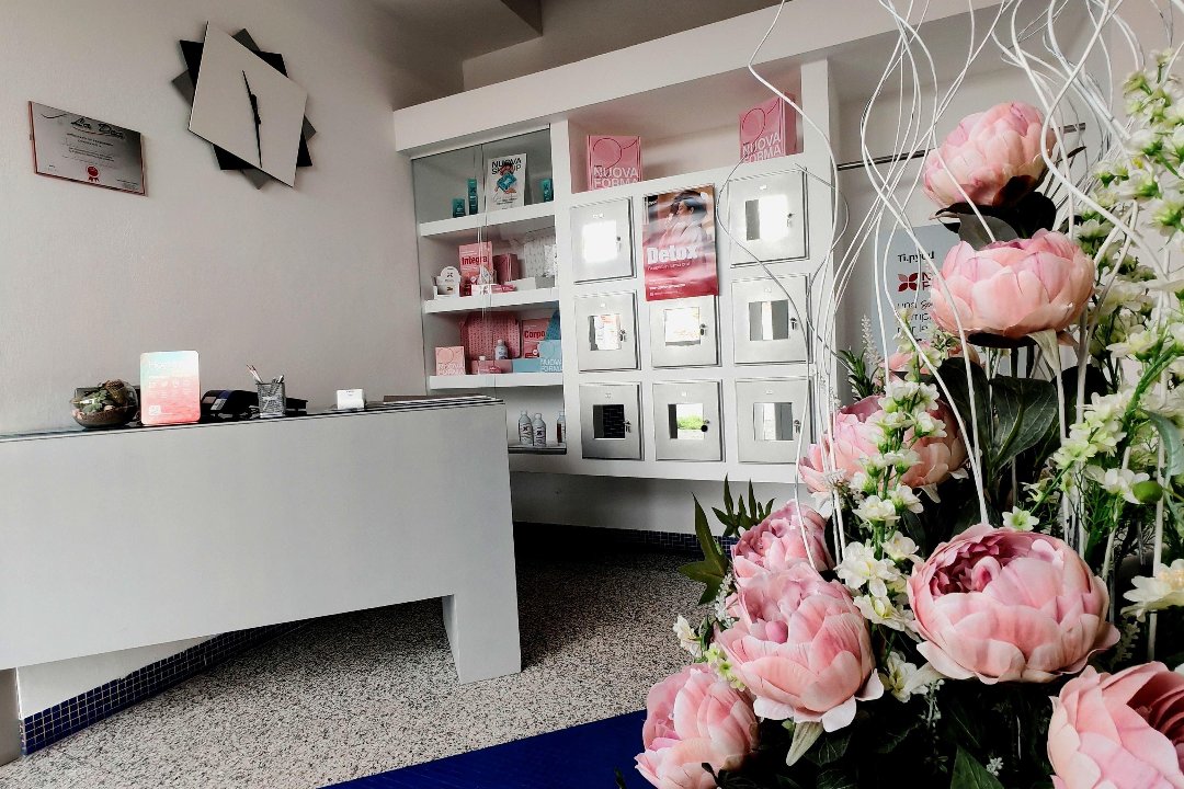 Isola Blu, Magenta, Lombardia