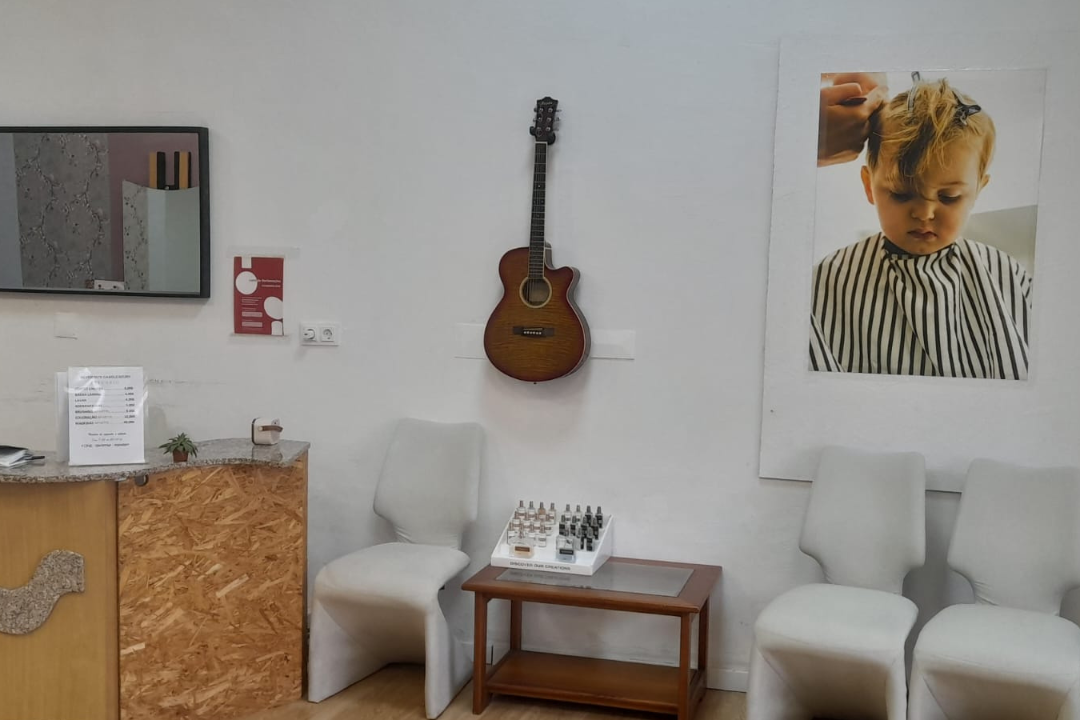 Severinu's Cabeleireiros, Caneças