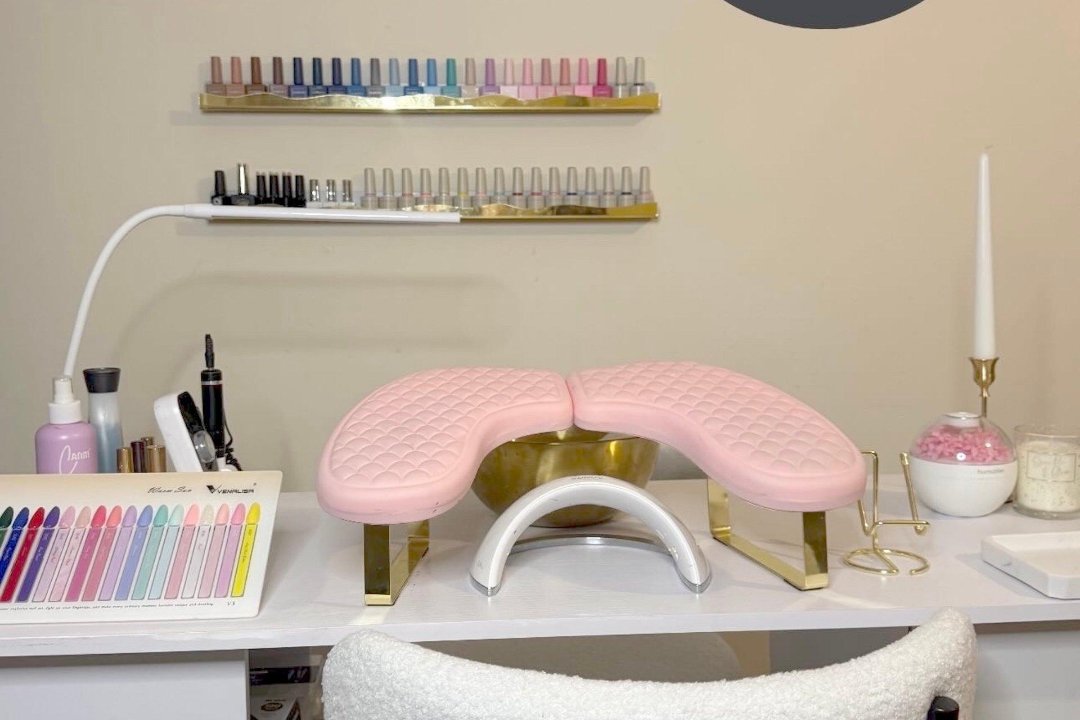 Beauty Realm of Diana, Dartmouth Road, London