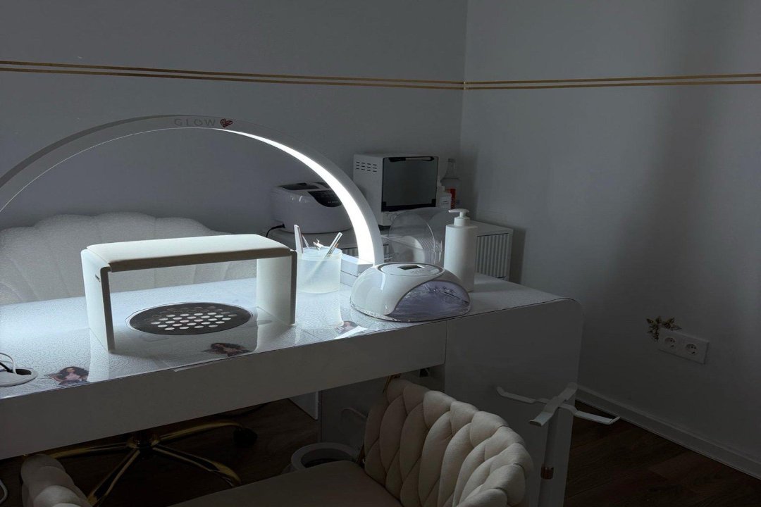 Sister nails studio, Galleria Einkaufszentrum, Wien