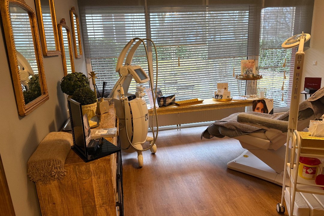 Cosmetic Vanity Fair, 16. Bezirk Straßgang, Graz