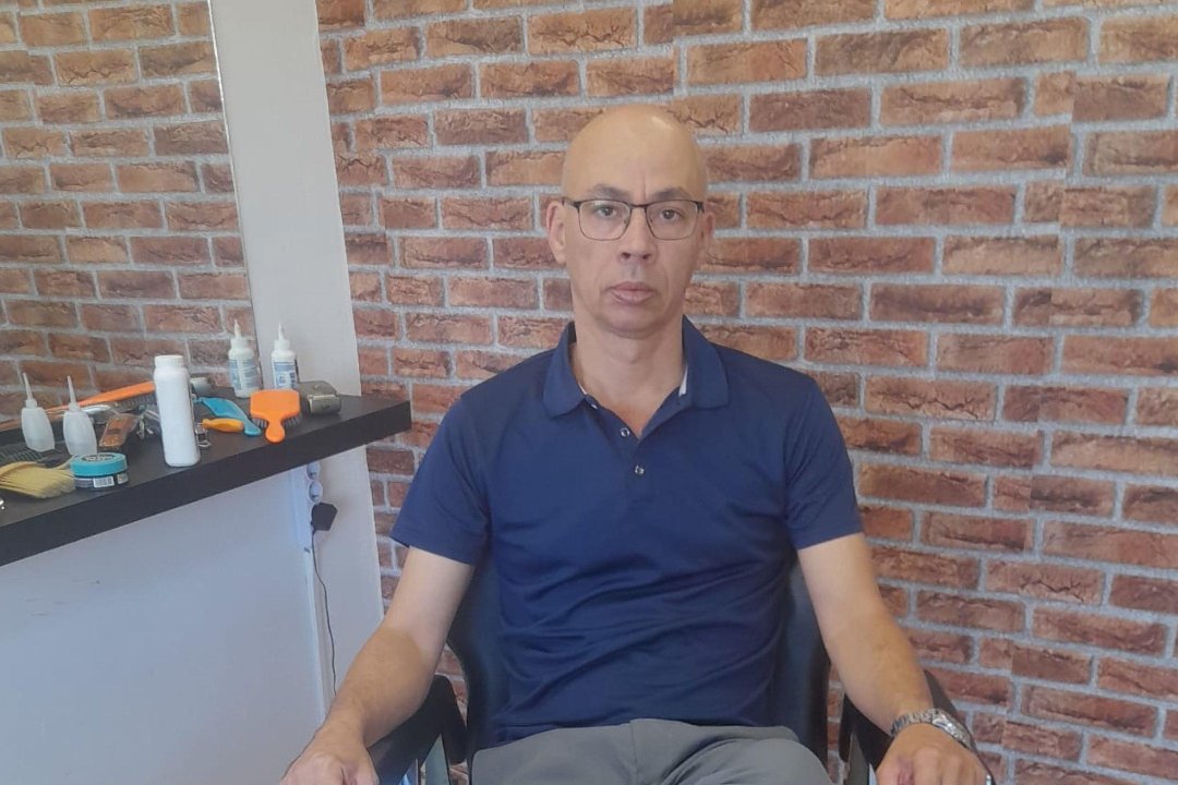 Severinu's Cabeleireiros, Caneças