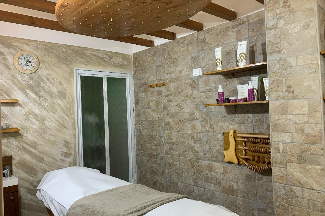 La Fata del Benessere, Laurentino, Roma